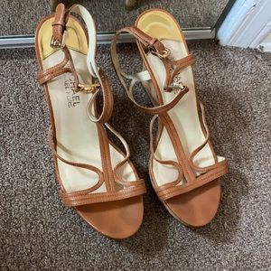 Micheal kors wedges 8.5